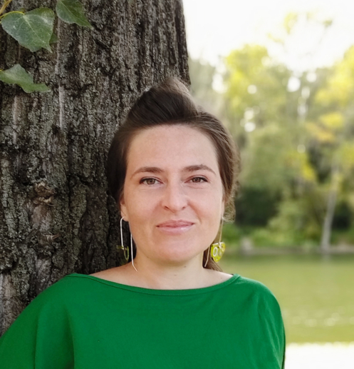 Amala Gyöngyvér Varga